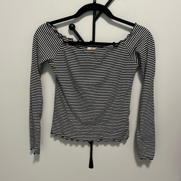 Hollister off the shoulder striped long sleeve - Picture 1 of 2